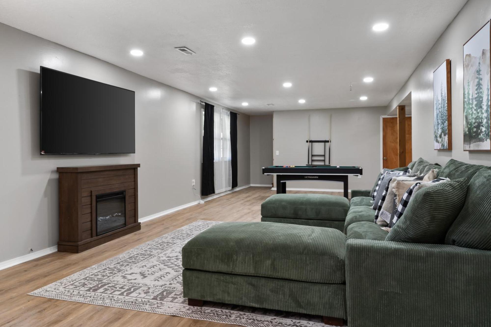 Spacious Cabin Near Hocking Hills And Caves With Hot Tub And Firepit Laurelville エクステリア 写真